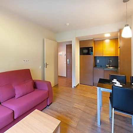 Hotel Trainera